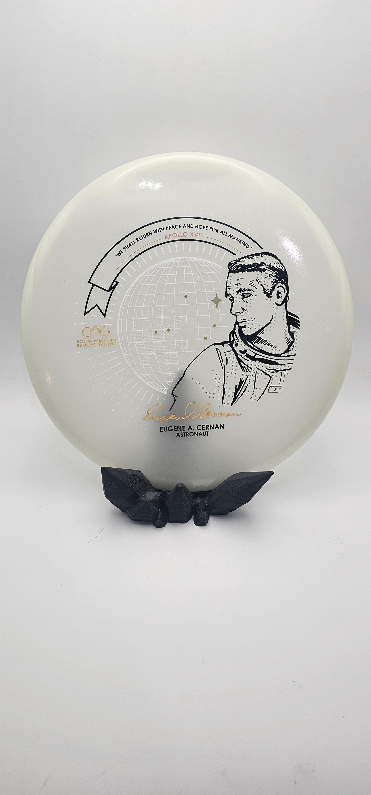 Streamline - Pitch - Eclipse Soft white/pink - 156g - Eugene Cernon Astronaut