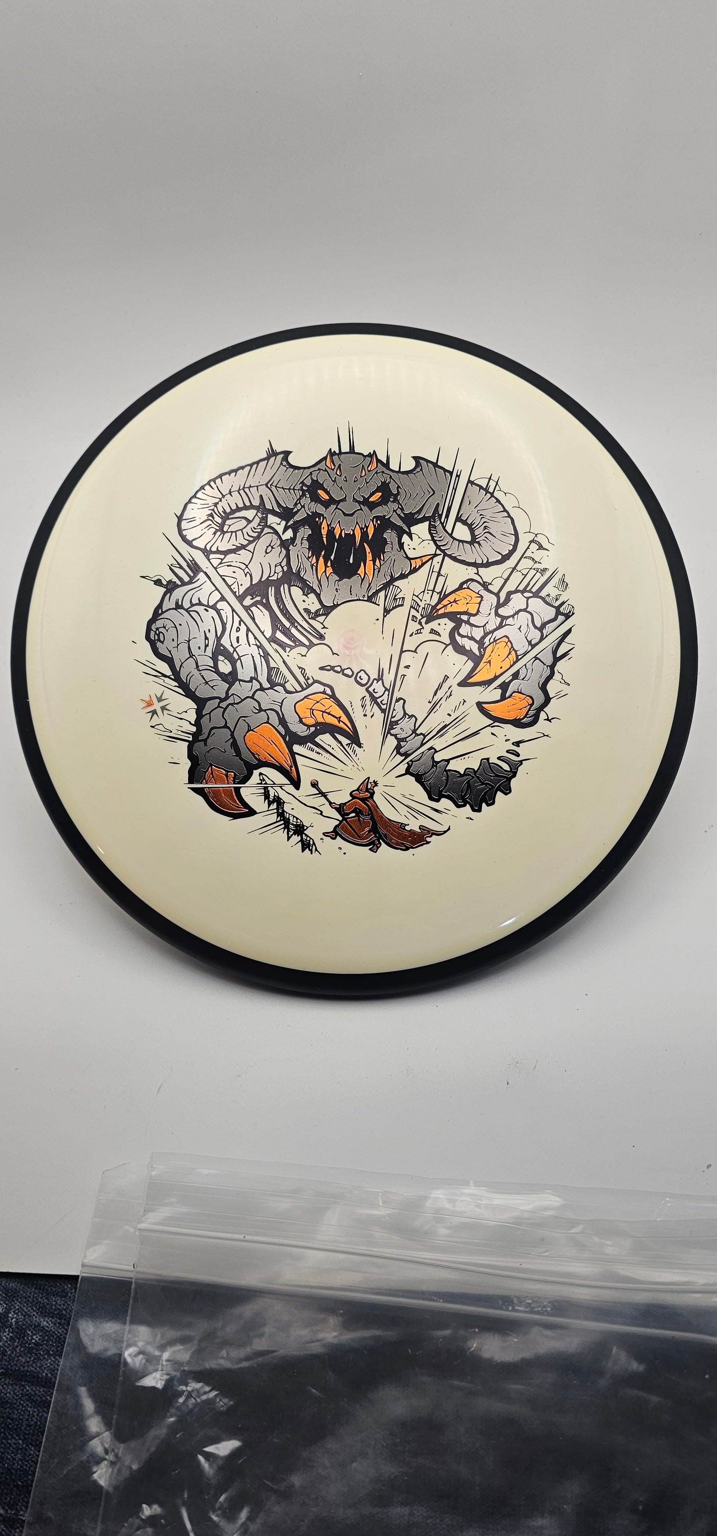 MVP - Detour - Neutron White - 171g - "You shall not pass" by DFX - silver/orange/black foil